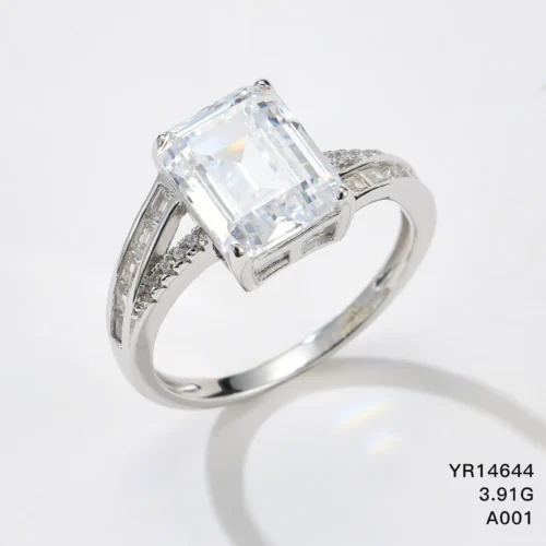YR14644